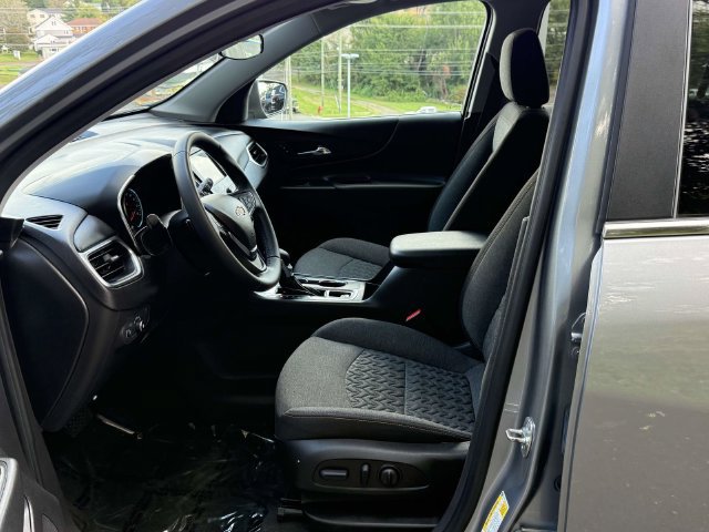 Certified 2024 Chevrolet Equinox LT FWD image 11