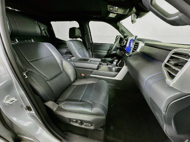 Used 2023 Toyota Tundra Platinum AWD/4WD image 29