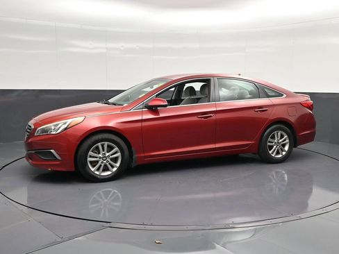 Used 2016 Hyundai Sonata SE w/ Cargo Package FWD image 7