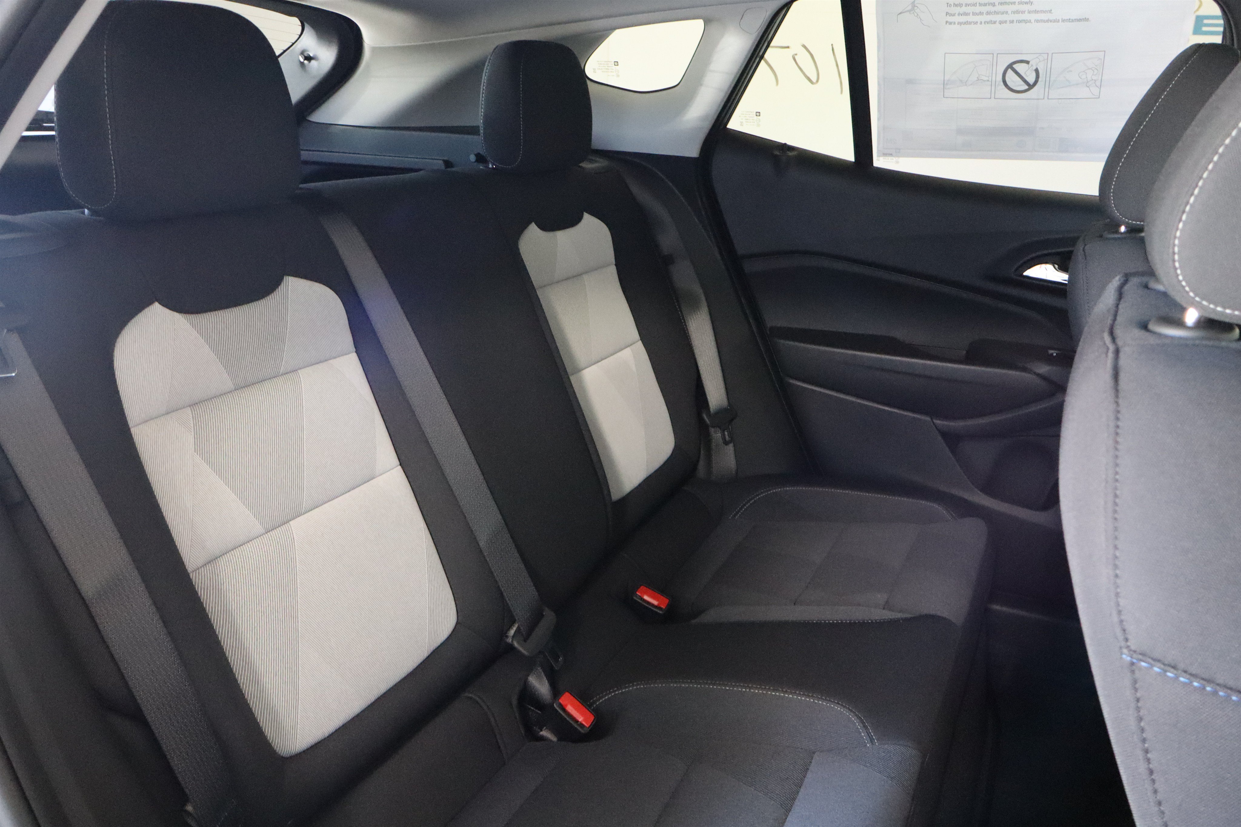 New 2026 Chevrolet Trax LS w/ LS Convenience Package FWD image 22