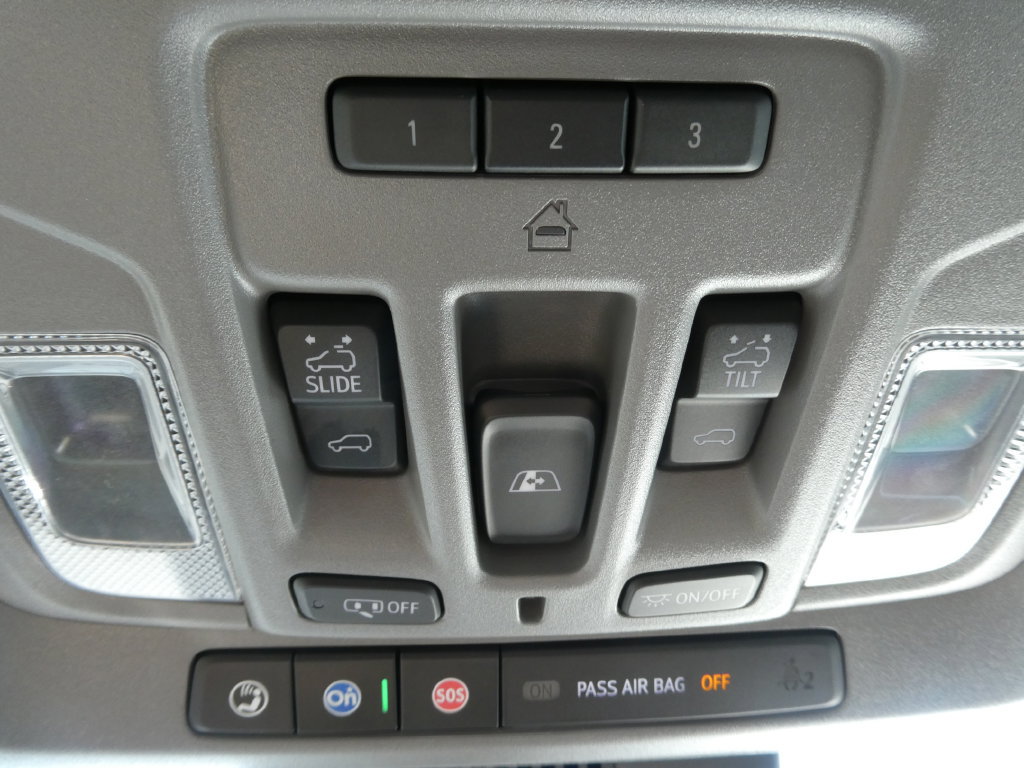 Used 2025 Chevrolet Silverado 1500 LT Trail Boss w/ Convenience Package II AWD/4WD image 28