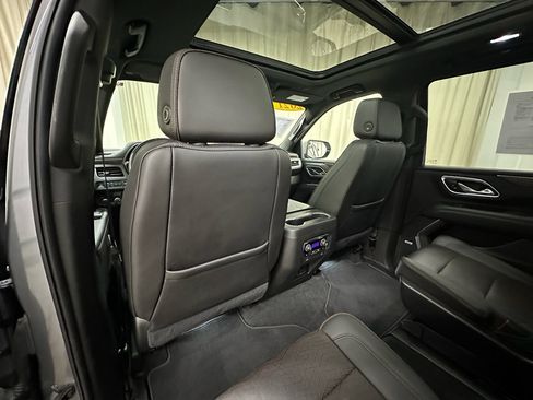 Used 2021 Chevrolet Tahoe High Country w/ Premium Package image 26