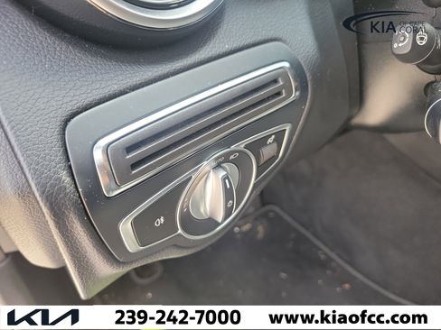 Used 2018 Mercedes-Benz C 300 4MATIC Sedan image 26