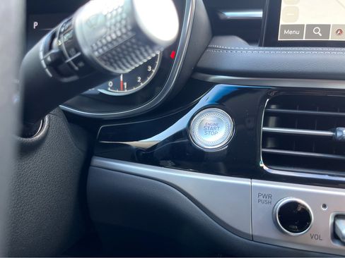 New 2026 Genesis G70 2.5T Prestige image 8