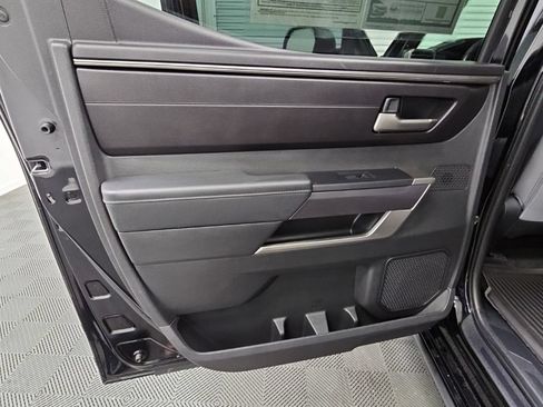 Used 2025 Toyota Tundra SR5 AWD/4WD image 35