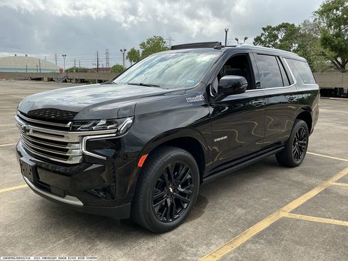 Used 2023 Chevrolet Tahoe High Country w/ Premium Package image 4