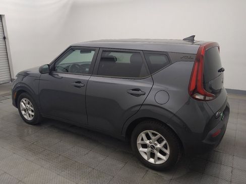 Used 2021 Kia Soul S FWD image 3