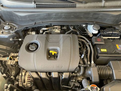 Used 2025 Kia Seltos S image 28