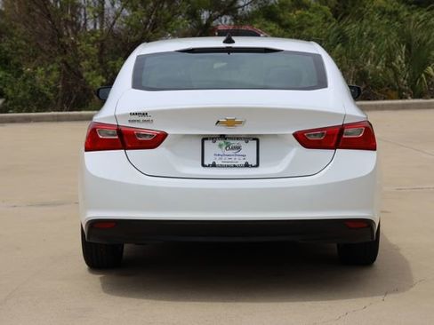 Used 2023 Chevrolet Malibu LS FWD image 7