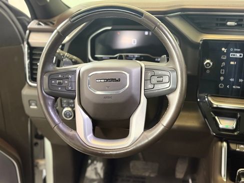 Used 2023 GMC Sierra 1500 Denali AWD/4WD image 12
