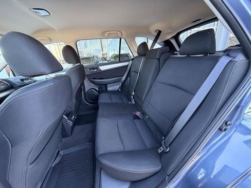 Used 2018 Subaru Outback 2.5i Premium image 29