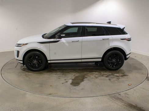 Used 2024 Land Rover Range Rover Evoque S image 2