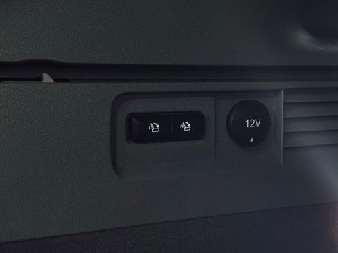 Used 2023 Lincoln Nautilus Reserve w/ Luxury Package image 13