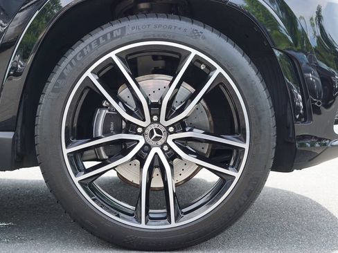 Certified 2023 Mercedes-Benz GLS 580 4MATIC image 15