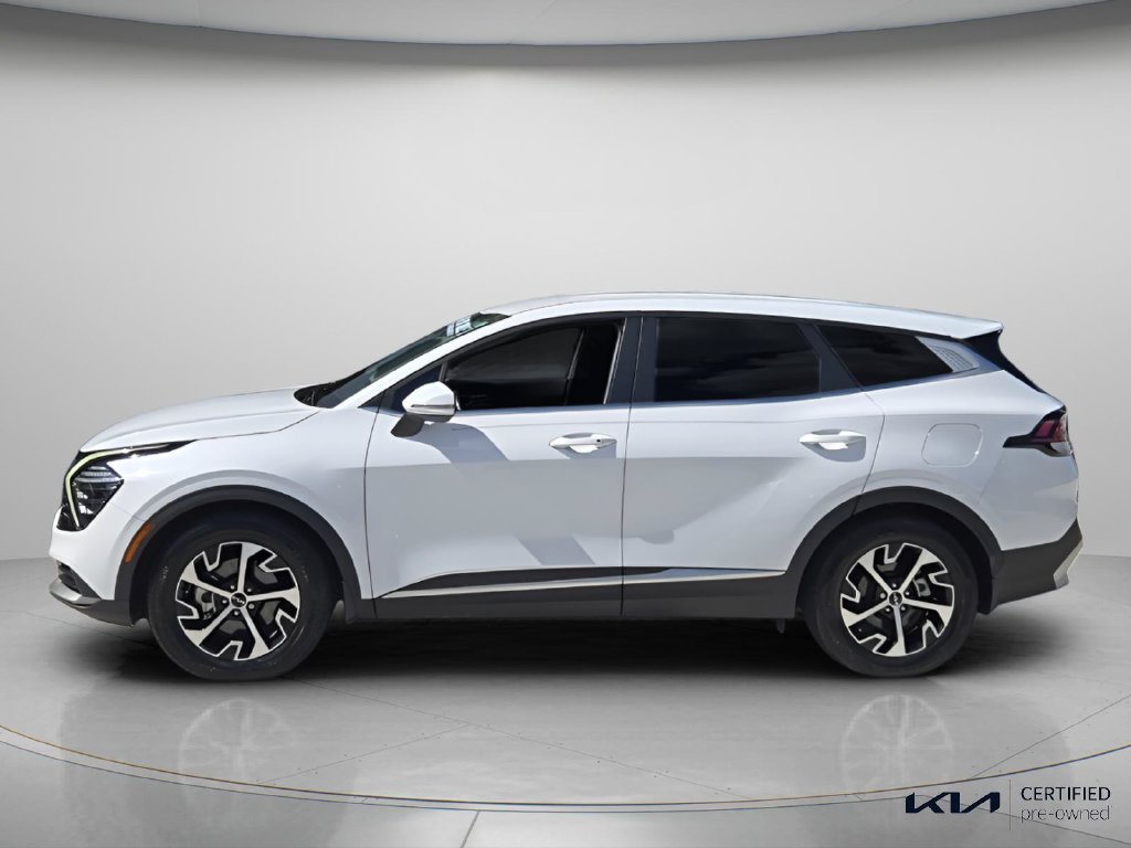 Certified 2024 Kia Sportage EX FWD image 3