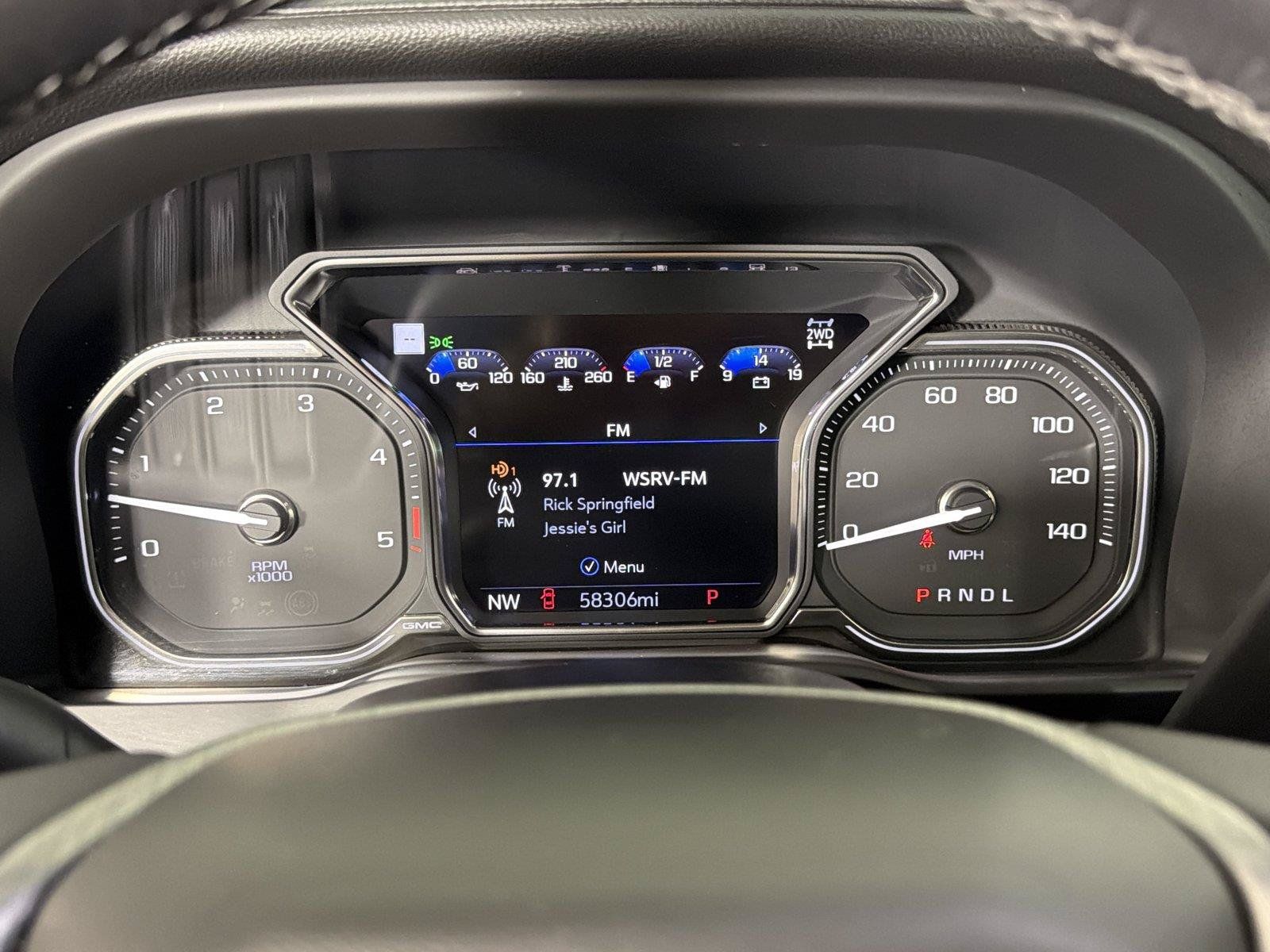 Used 2020 GMC Sierra 2500 Denali w/ Denali Ultimate Package AWD/4WD image 26