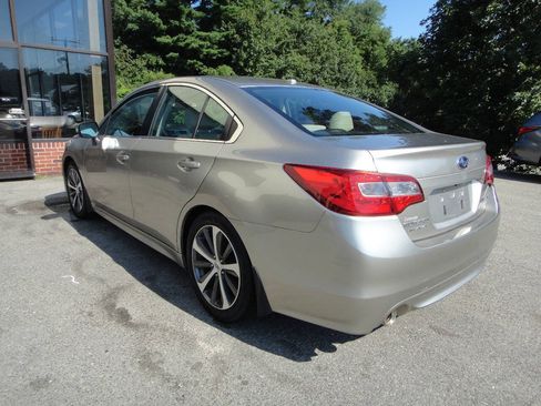 Used 2015 Subaru Legacy 2.5i Limited AWD/4WD image 6