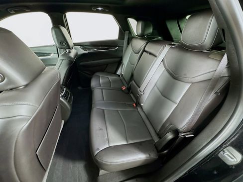Used 2021 Cadillac XT5 Premium Luxury image 18