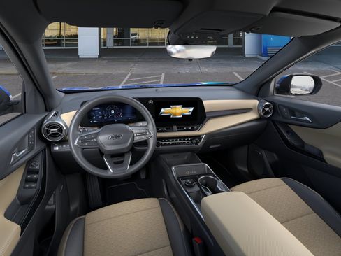 New 2026 Chevrolet Equinox ACTIV w/ Convenience Package III AWD/4WD image 16