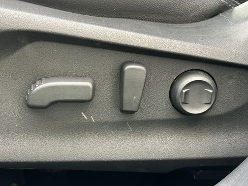 Used 2022 Subaru Forester Premium image 14