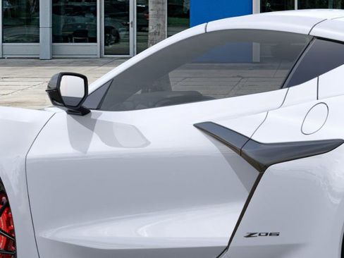 Used 2025 Chevrolet Corvette Z06 image 12