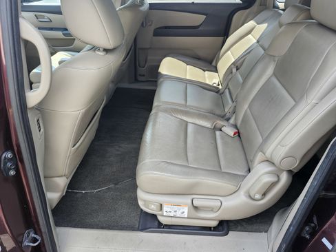 Used 2012 Honda Odyssey Touring image 5