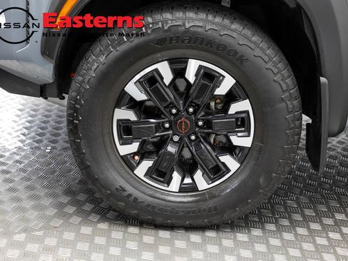 Used 2023 Nissan Frontier PRO-4X w/ Technology Package AWD/4WD image 27