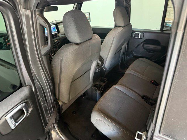 Certified 2024 Jeep Gladiator Sport AWD/4WD image 32
