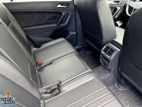 Used 2022 Volkswagen Tiguan SE FWD image 15
