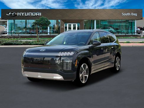 New 2026 Hyundai Ioniq 9 Limited image 1