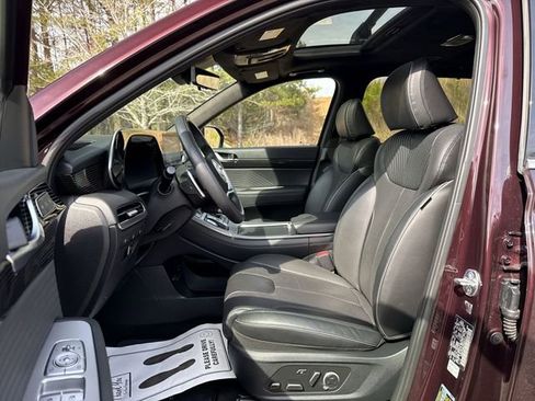 Used 2023 Hyundai Palisade Calligraphy image 13