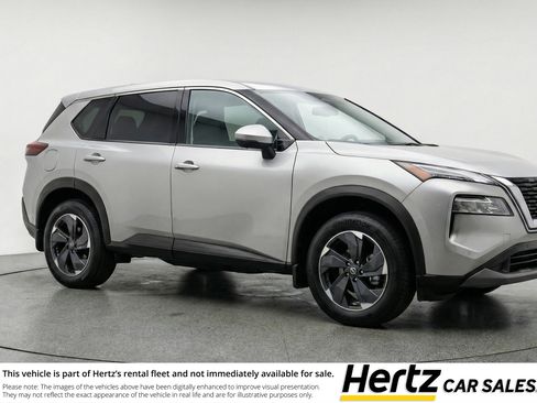 Used 2025 Nissan Rogue SV AWD/4WD image 1