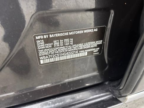 Used 2017 BMW 750i xDrive image 30