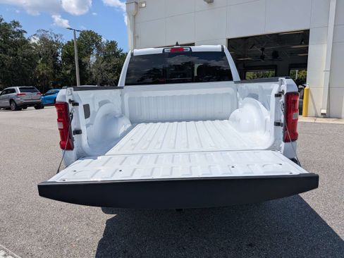 Used 2025 RAM 1500 Big Horn RWD image 12
