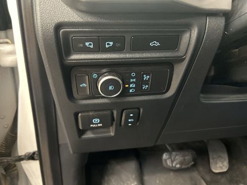 Used 2021 Ford F150 Lariat image 12