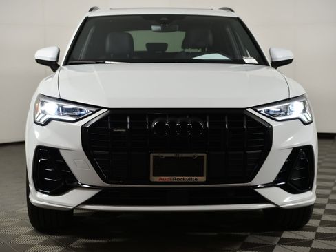 Used 2023 Audi Q3 2.0T Premium Plus image 5