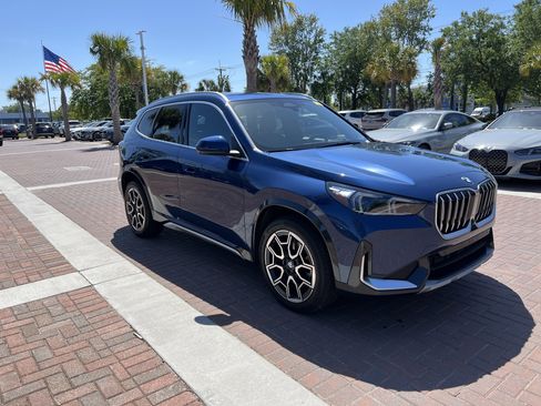 Used 2025 BMW X1 xDrive28i image 2