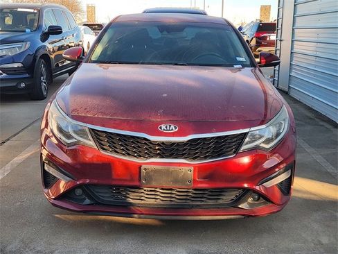 Used 2019 Kia Optima S image 2