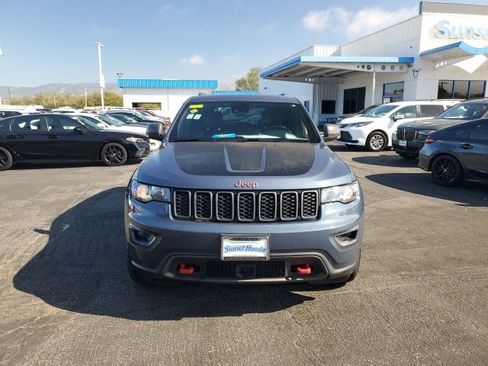 Used 2020 Jeep Grand Cherokee Trailhawk image 4