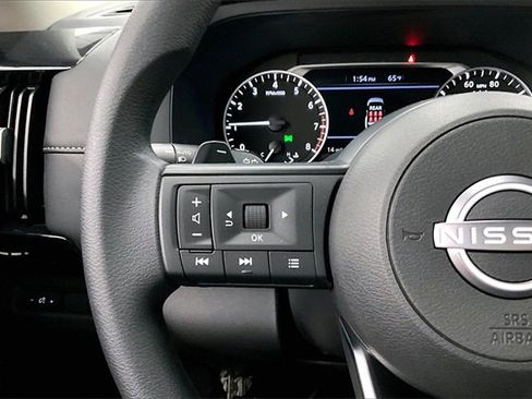 New 2025 Nissan Pathfinder S image 22