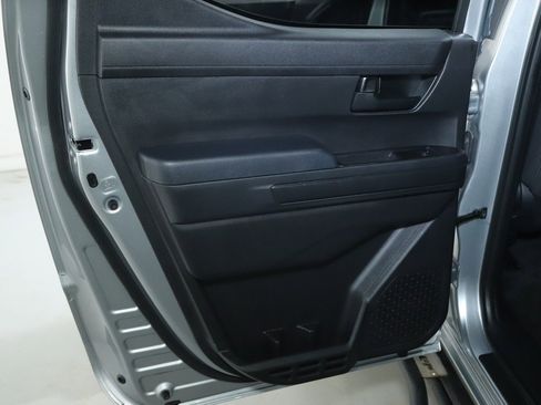 Used 2024 Toyota Tacoma SR image 13