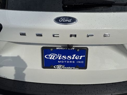 Used 2025 Ford Escape SE image 59