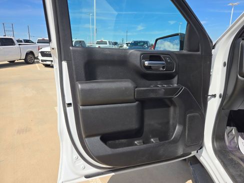 Used 2023 Chevrolet Silverado 1500 W/T w/ Trailering Package image 12