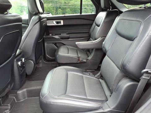 Used 2020 Ford Explorer Limited AWD/4WD image 11