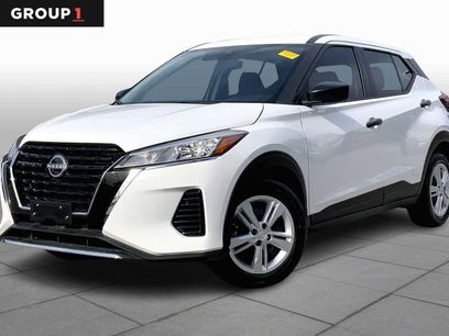 Used 2025 Nissan Kicks Play S