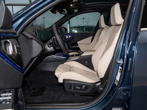 Used 2026 BMW X3 xDrive30 w/ Premium Package image 18