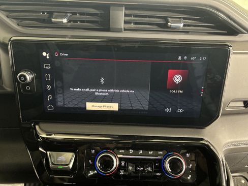 Used 2022 GMC Sierra 1500 AT4X image 44