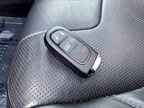 Used 2021 Jeep Cherokee Latitude Lux 80th Anniv w/ Quick Order Package 26U 80TH AWD/4WD image 34