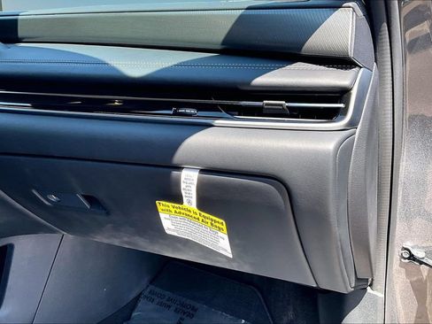 Used 2026 INFINITI QX60 Luxe w/ Cargo Package FWD image 17