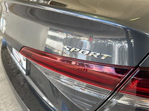 Used 2025 Honda Civic Sport image 17